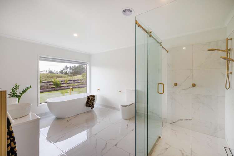 67 Albert Road Tokomaru_31