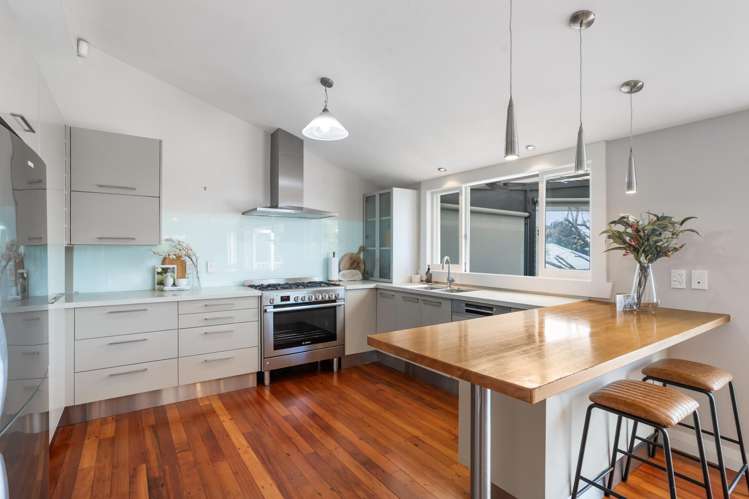 88 Lloyd Avenue Mount Albert_4