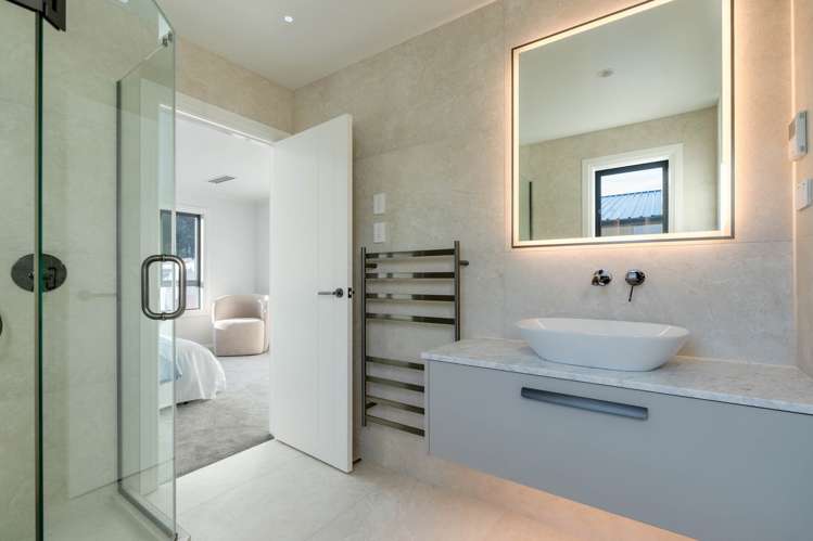 39 Streamview Way Long Bay_27