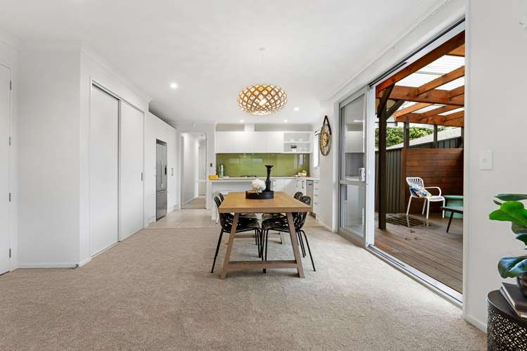 6 Atalanta Way Beachlands_17