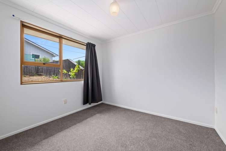 1a/2 Leicester Street Picton_8