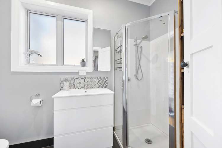 91 Sunshine Avenue Karori_10