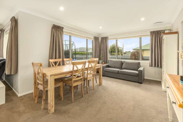 13 Saint Vincent Way Waikanae_5