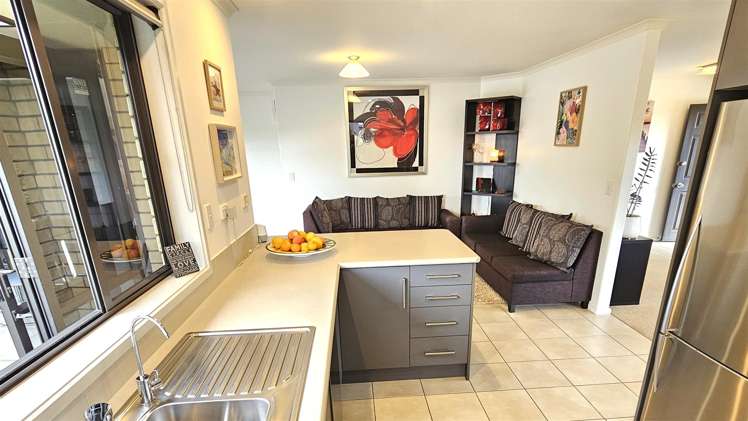 106 Benjamin Place Matarangi_5