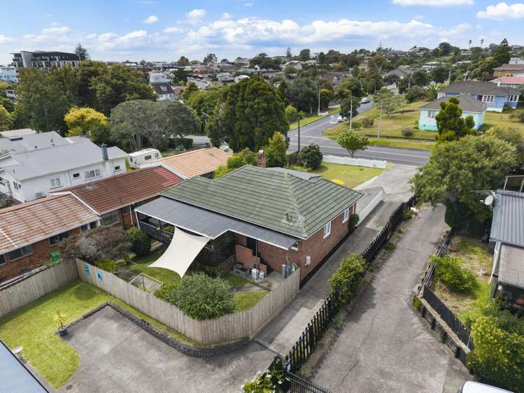 19 Captain Scott Road Glen Eden_25