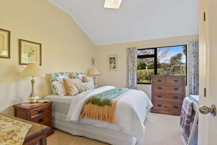 39 Riverbank Road Okoia_16