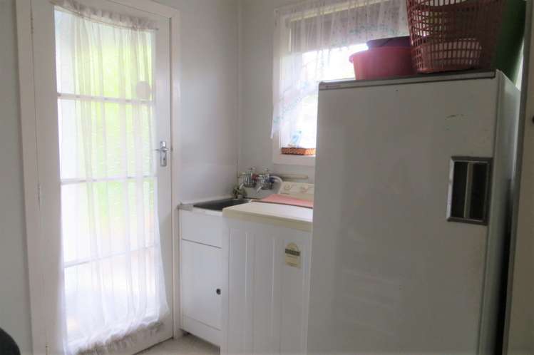 44 Clarke Avenue Te Aroha_16