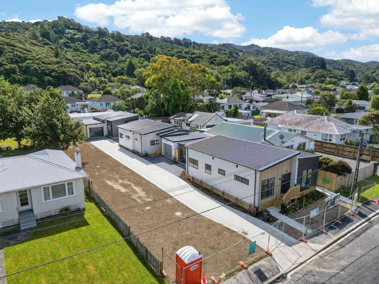 2/61 Westminster Road Wainuiomata_21