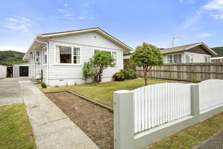 27 Momona Street Wainuiomata_15