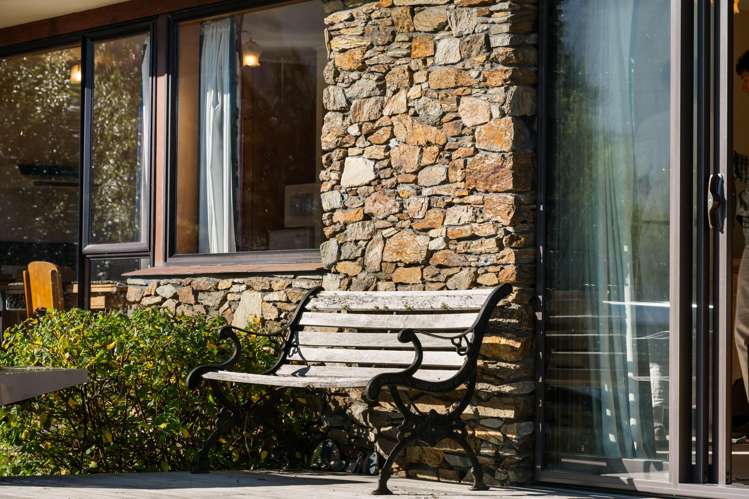 4 Hodgkinson Street, John Creek Lake Hawea_42