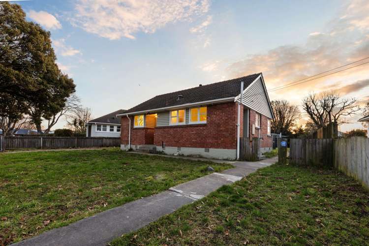 8 Hooker Avenue_0