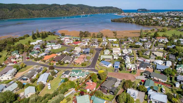 118 Everitt Crescent Whangamata_4