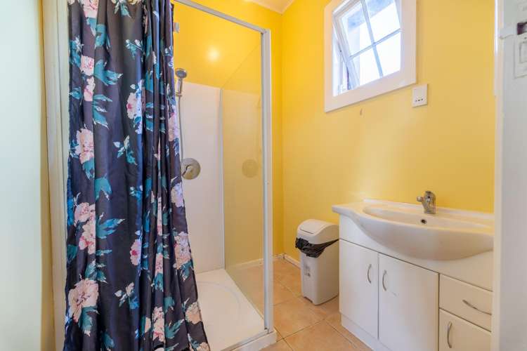 49 Marston Road Kensington_10