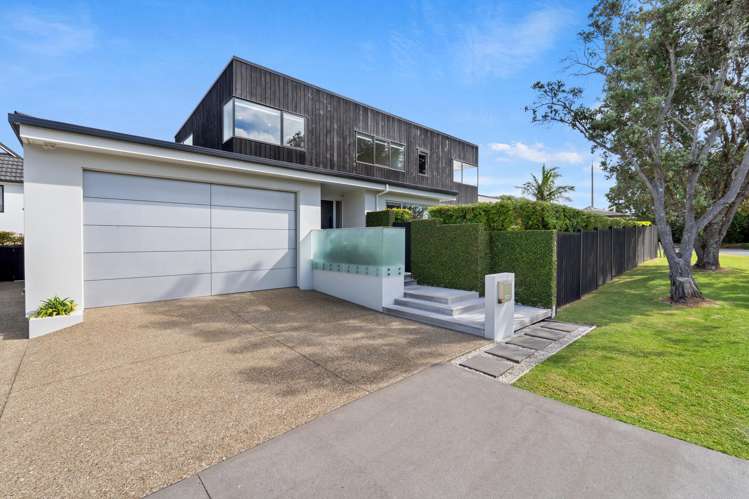 52 Walton Street Red Beach_22