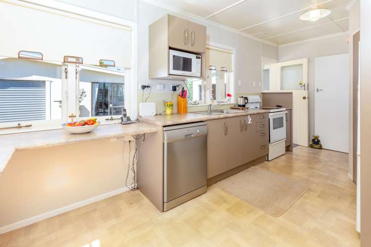 32 Lawrie Avenue Pukekohe_7