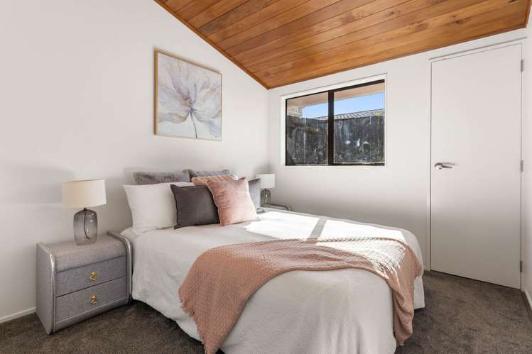 1596b Great North Road Waterview_16
