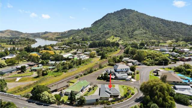 1 The Crescent Taupiri_3