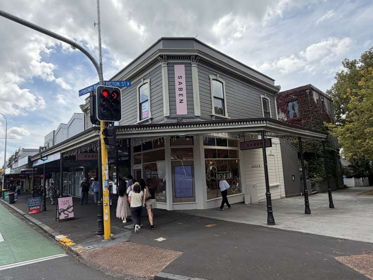 Tenancy 4/2 Picton Street Ponsonby_1