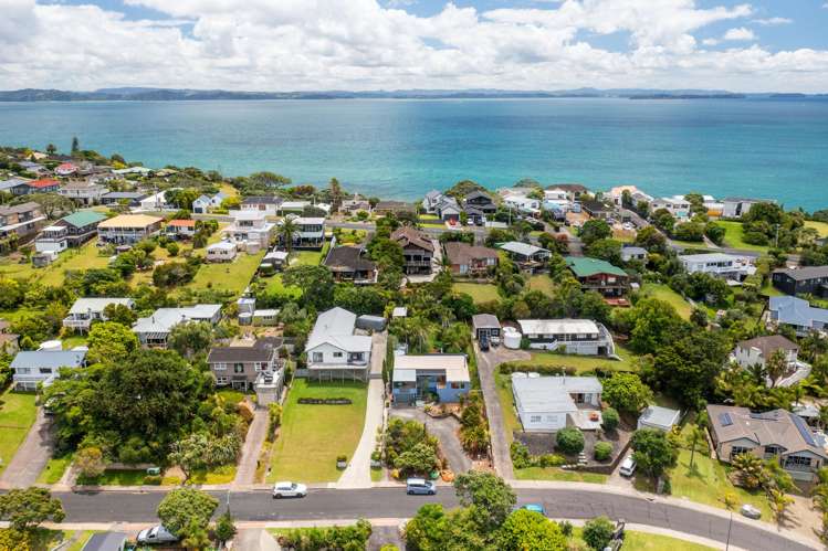 15 Kotanui Avenue Army Bay_33