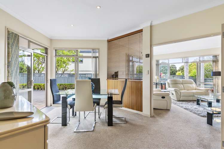 23 English Oak Drive Schnapper Rock_4