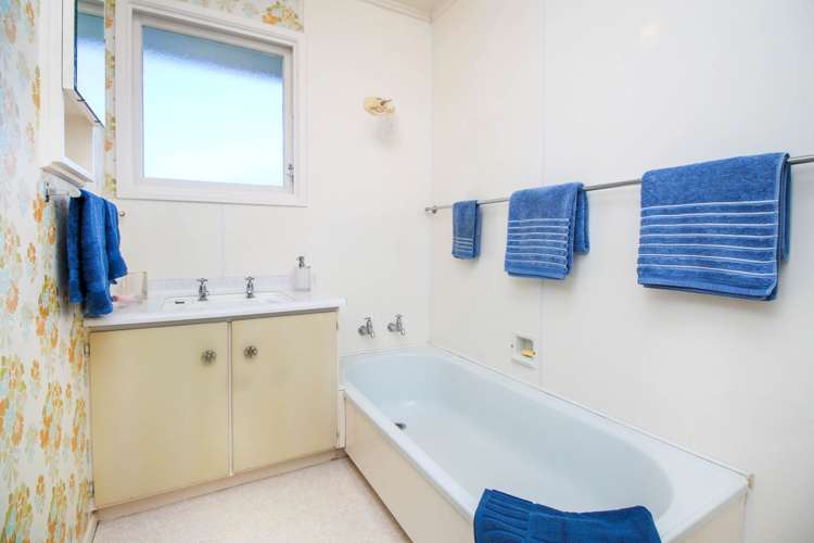 8 Mervan Street Mangere East_0