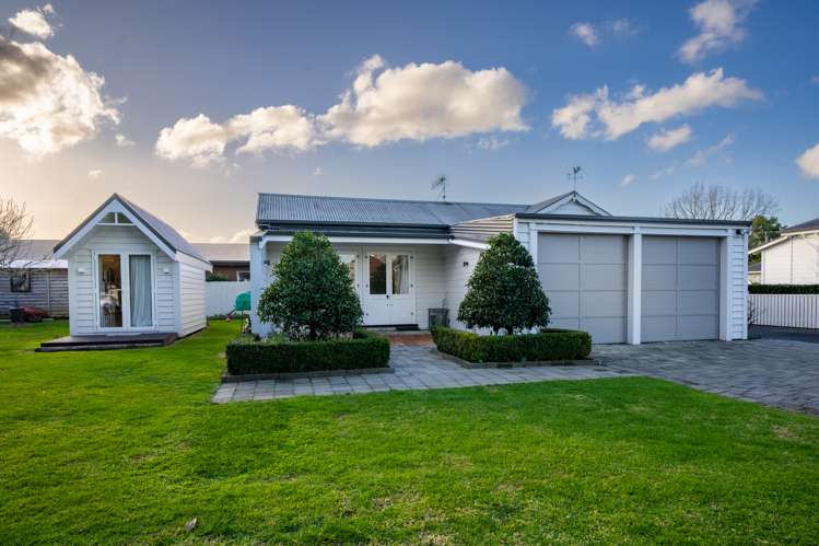 31 Naylor Street Hamilton East_14