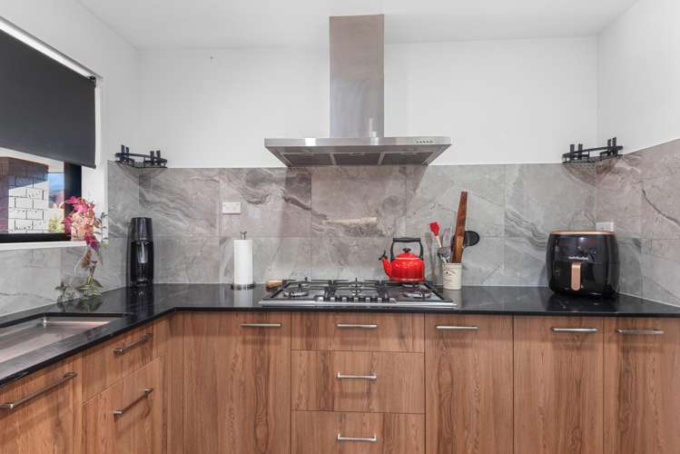 12 Orchiston Way Lincoln_6