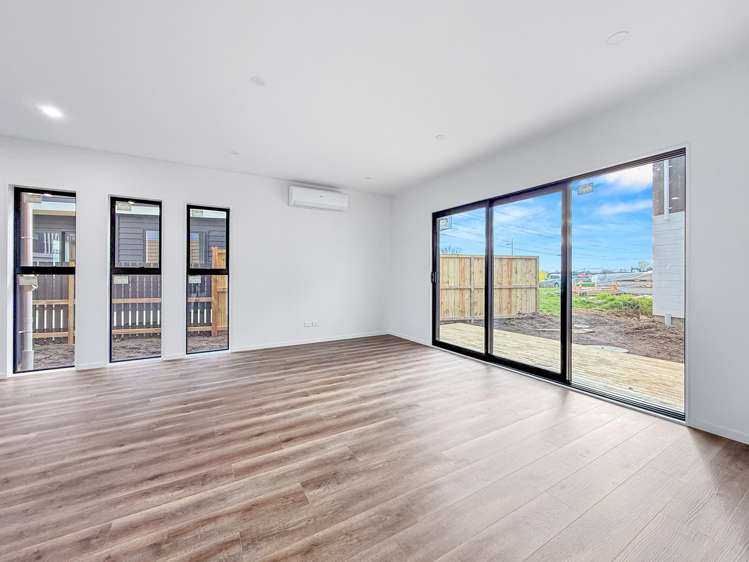 3-11 Longview Oak Lane Papakura_21