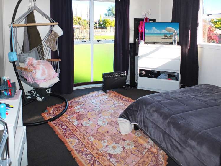 63 Cook Street Foxton_11