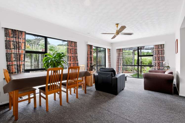 11 Anzac Valley Road Waitakere_16