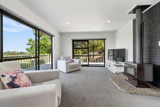 72 Attwood Road Paremoremo_4