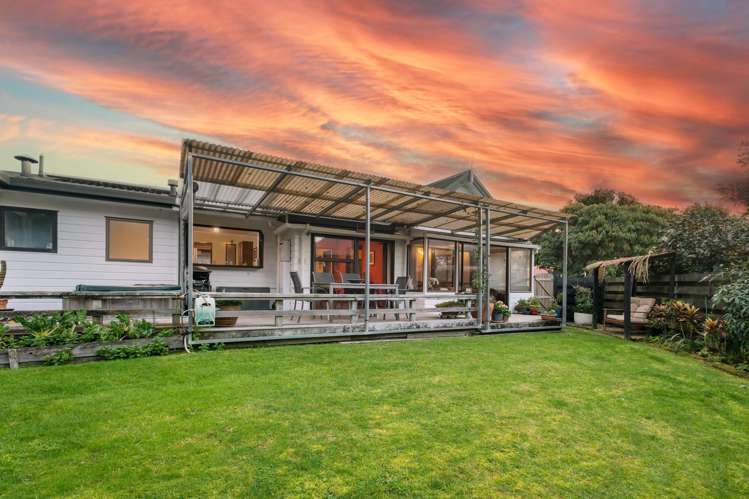 12 Pamir Place Welcome Bay_1