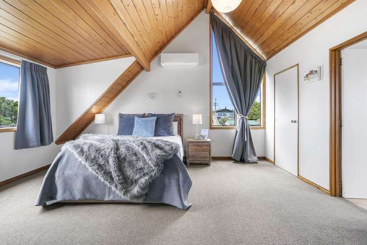 11 Stevenson Place Leamington_14