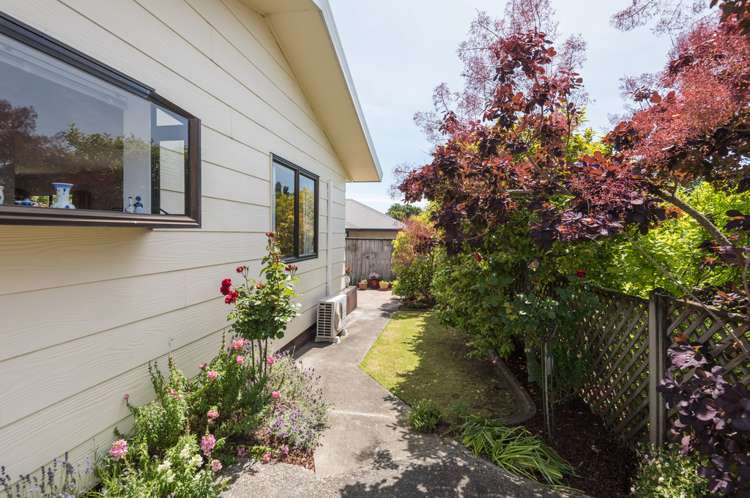 2/14 Black Street Stoke_15