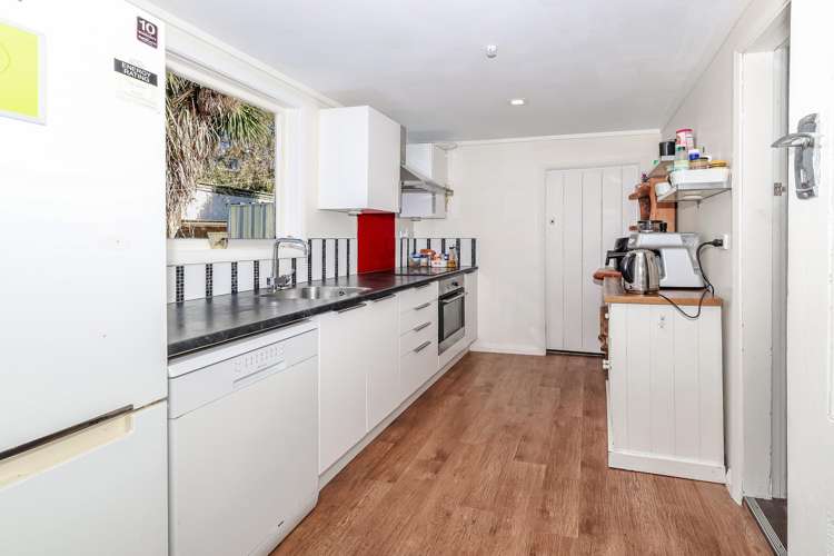 7 Pentland Street North East Valley_6