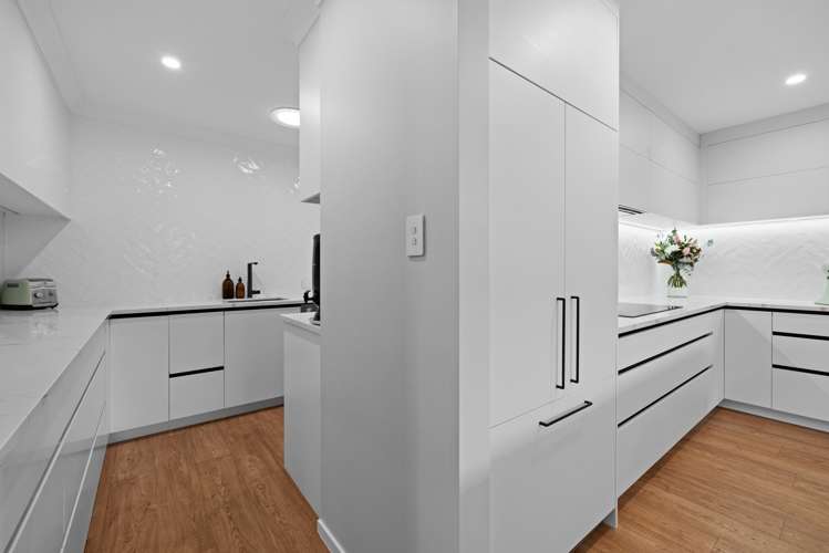 12 Horton Close Frimley_5