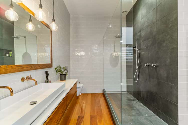 6 Bannerman Road Morningside_11