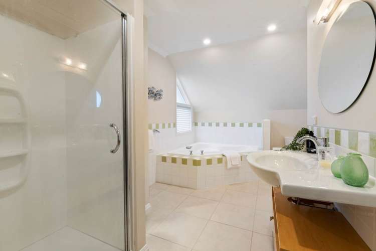 487 Ormiston Road Flat Bush_14