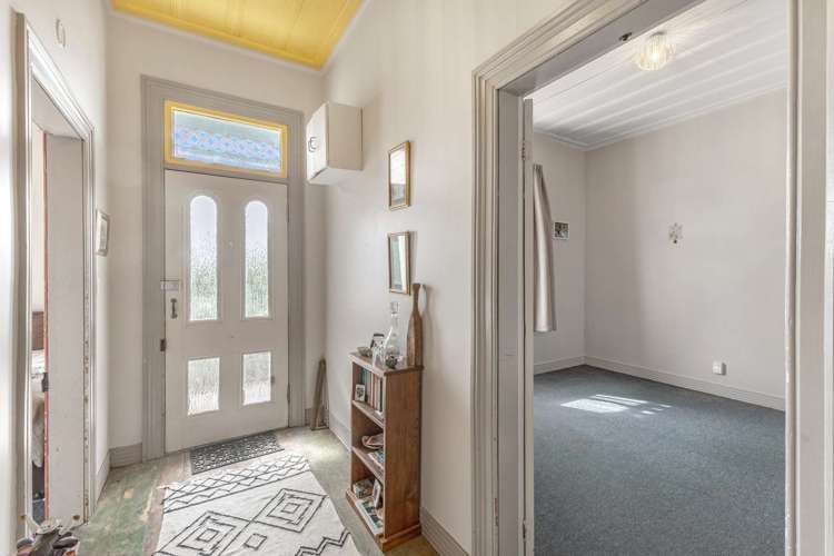 83 Orlando Street Stratford_3