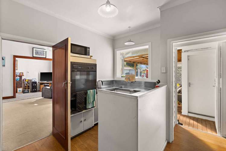 812 Lyell Street Akina_4