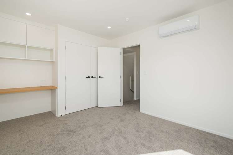 A/208 Archers Road Glenfield_13
