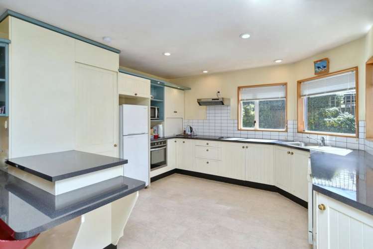 30 Farnswood Place Redwood_9