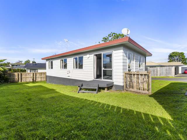 1/75 Etherton Drive Manurewa_1
