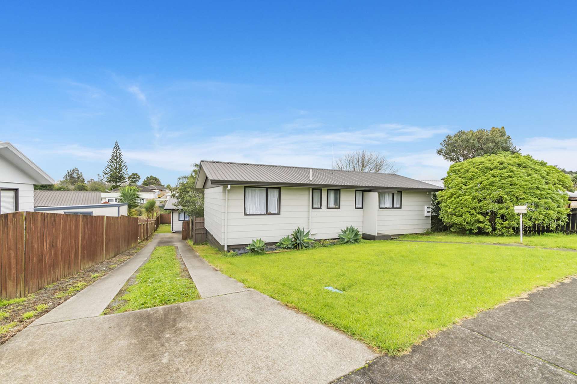 1/57 Redcrest Avenue Red Hill_0