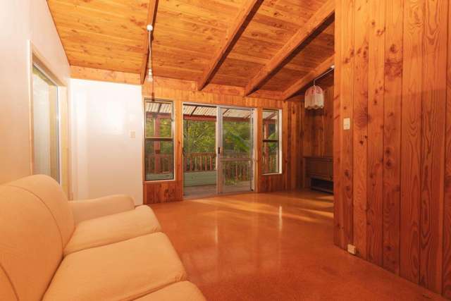 42 Castleton Drive 10679_1