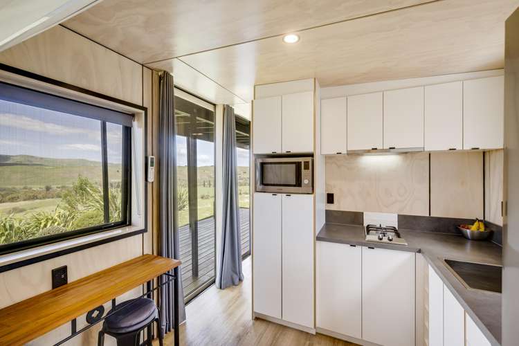 2564 Middle Road Poukawa_14