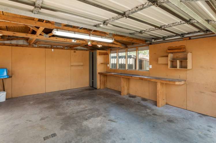 13 Iles Road Lynmore_18