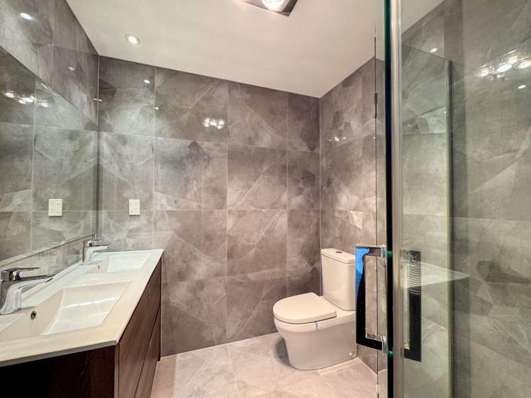 21 Eastview Road 10026_16