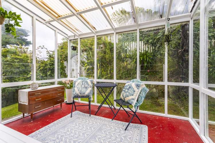 25 Clapham Grove Stokes Valley_14