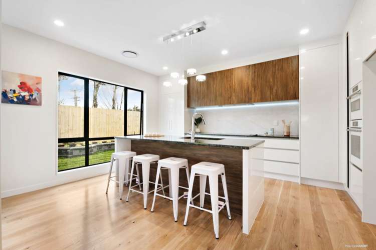 2 Highway View Lane Schnapper Rock_6